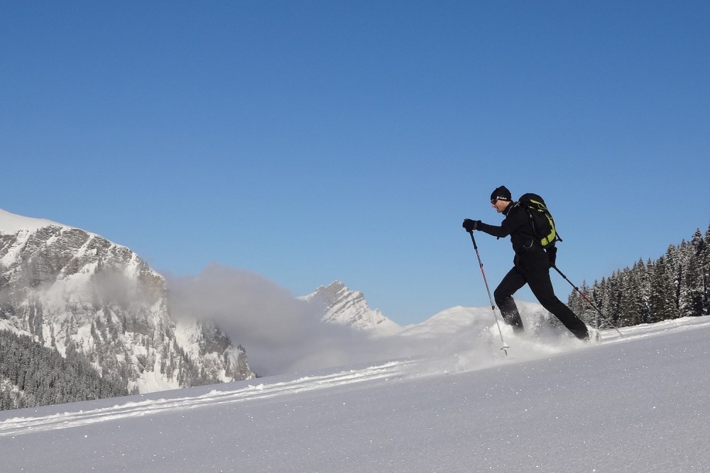 Raquettes à neige&nbsp;: conseils pour débuter et pratique alpine