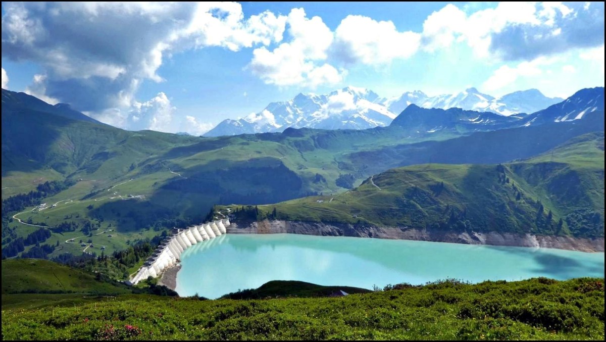 Lac de la Girotte et Mont Blanc