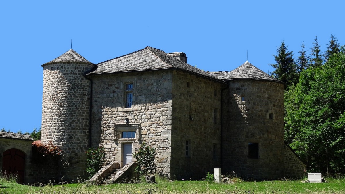 Château de Marcoux.
