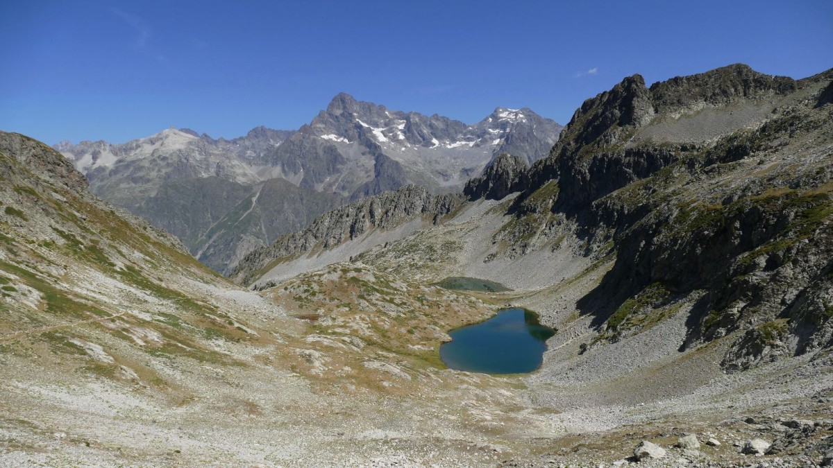 Les Lacs de Sebeyras vus depuis le Col de Pétarel.