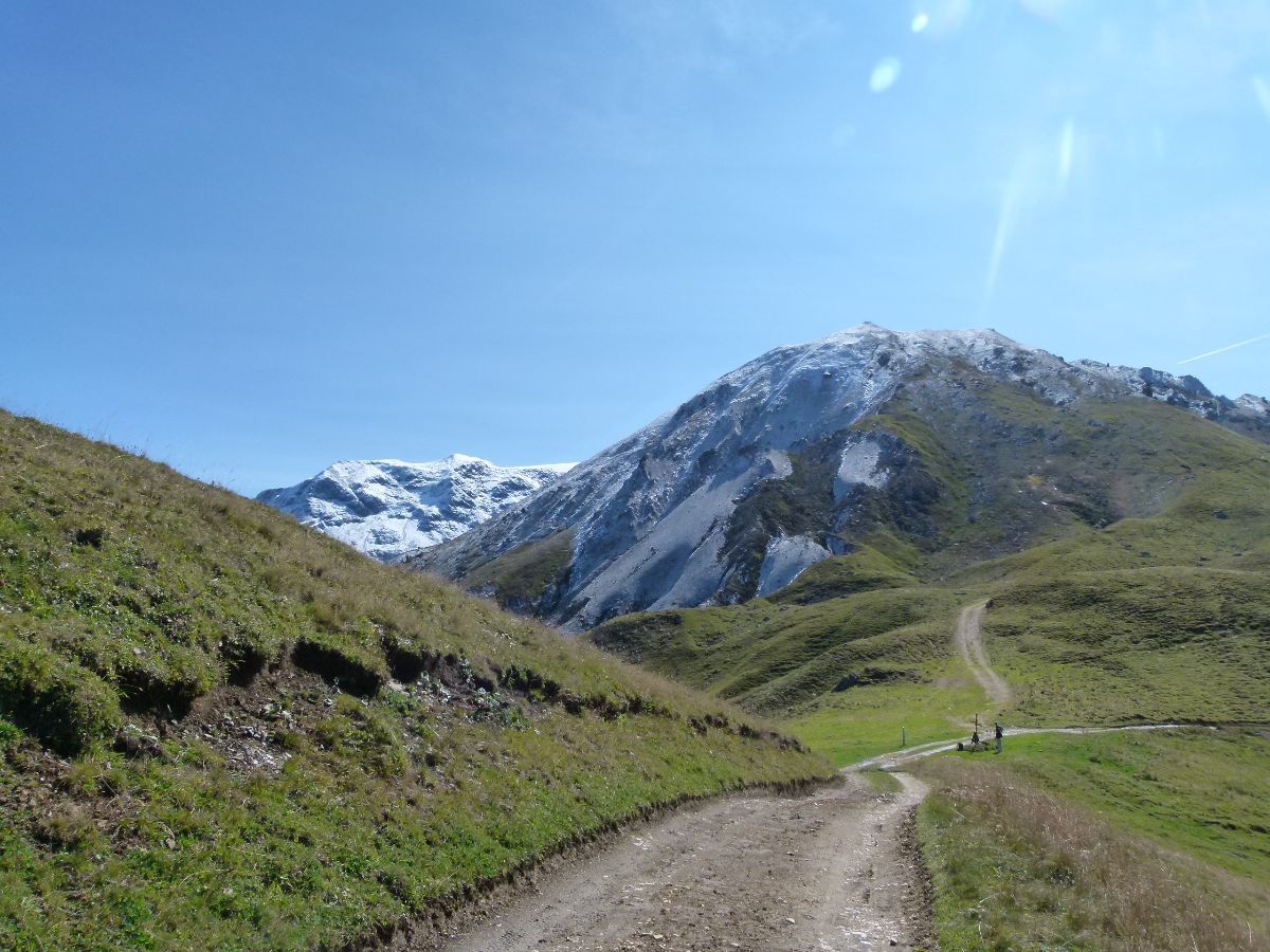 Le Petit Mont-Blanc en arrivant au Col des Saulces