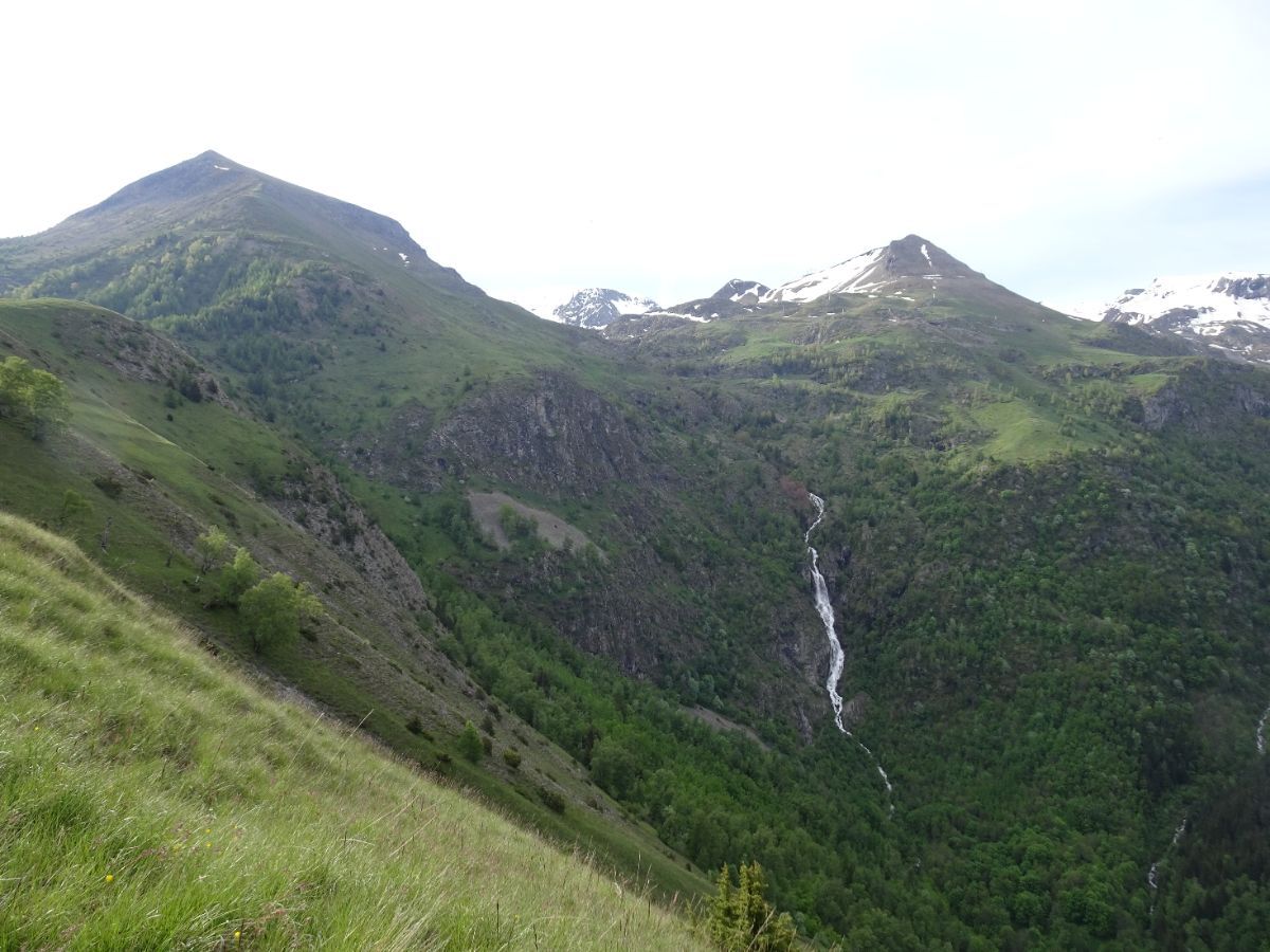 Premier aperçu de la cascade