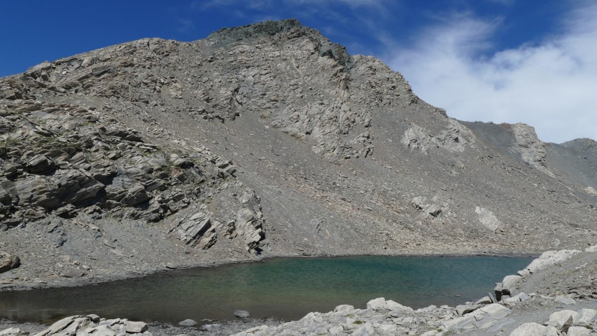Lac de Mongioia et sommet du Bric de Rubren.