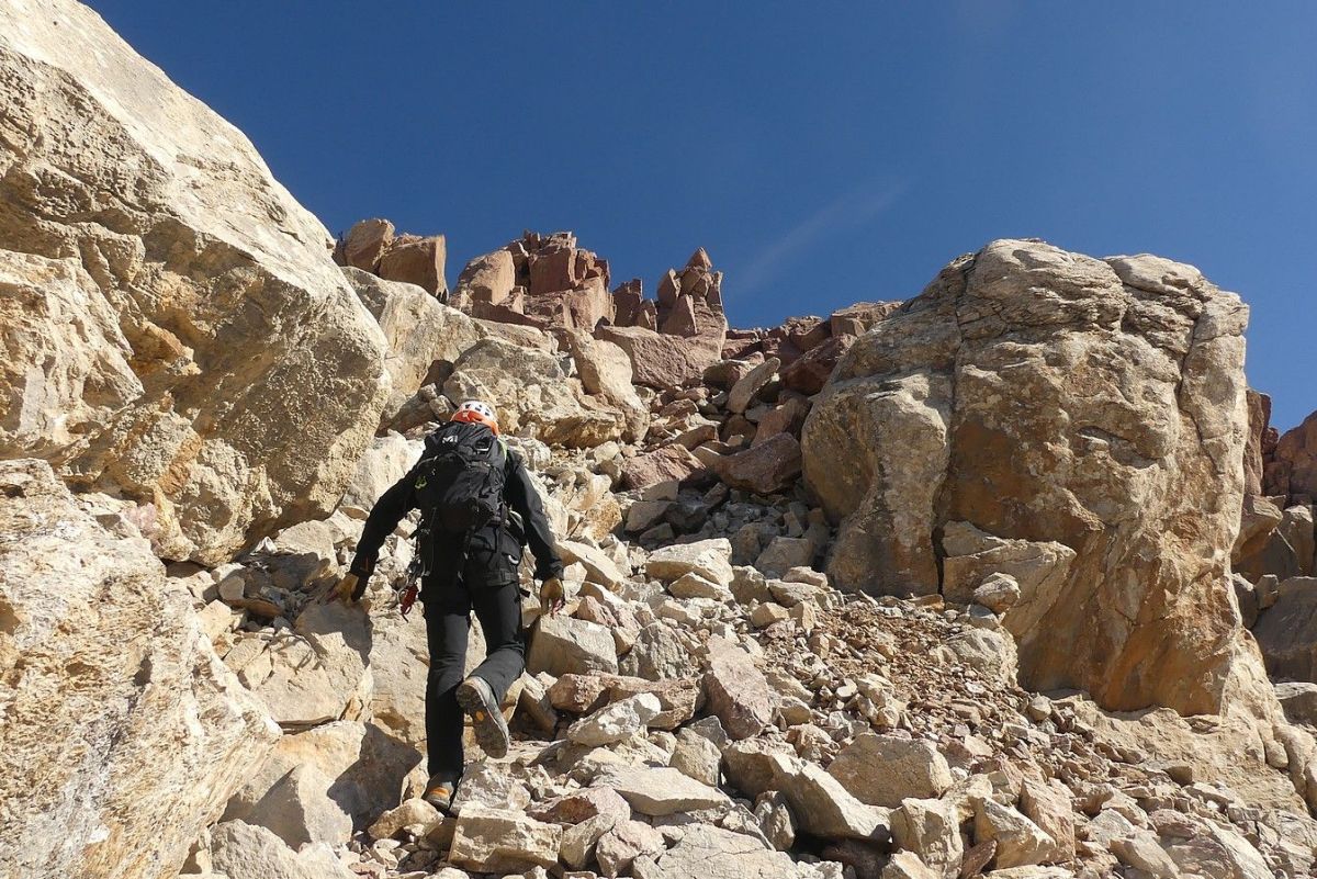 Les derniers Pas pour atteindre le royaume rose de l'Aiguille.