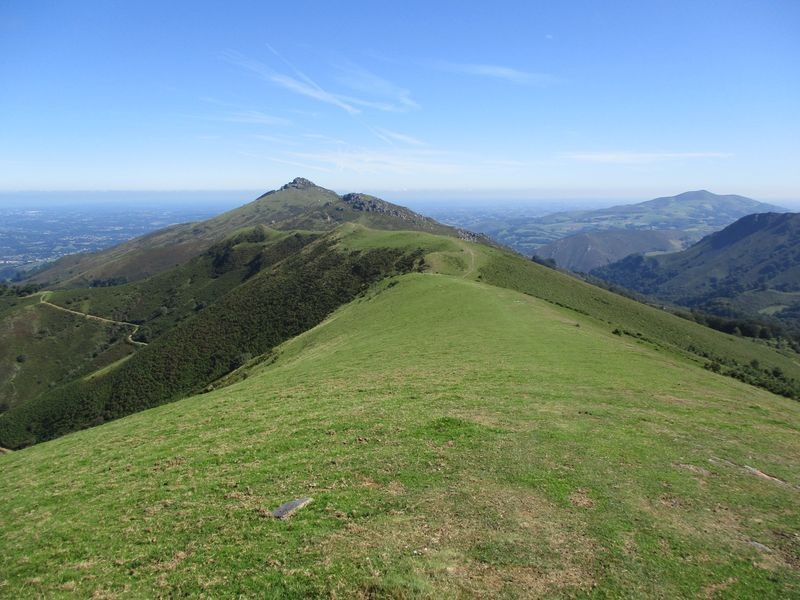 Depuis le Biskailuze vue vers le Mondarrain