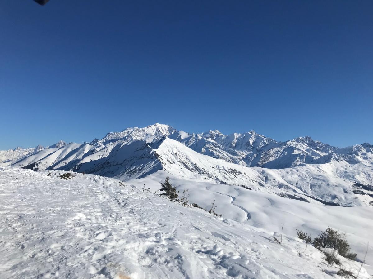 Massif du Mont Blanc omniprésent toute la journée !
