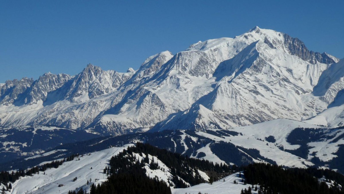 Vue spectaculaire sur le massif du Mont Blanc.