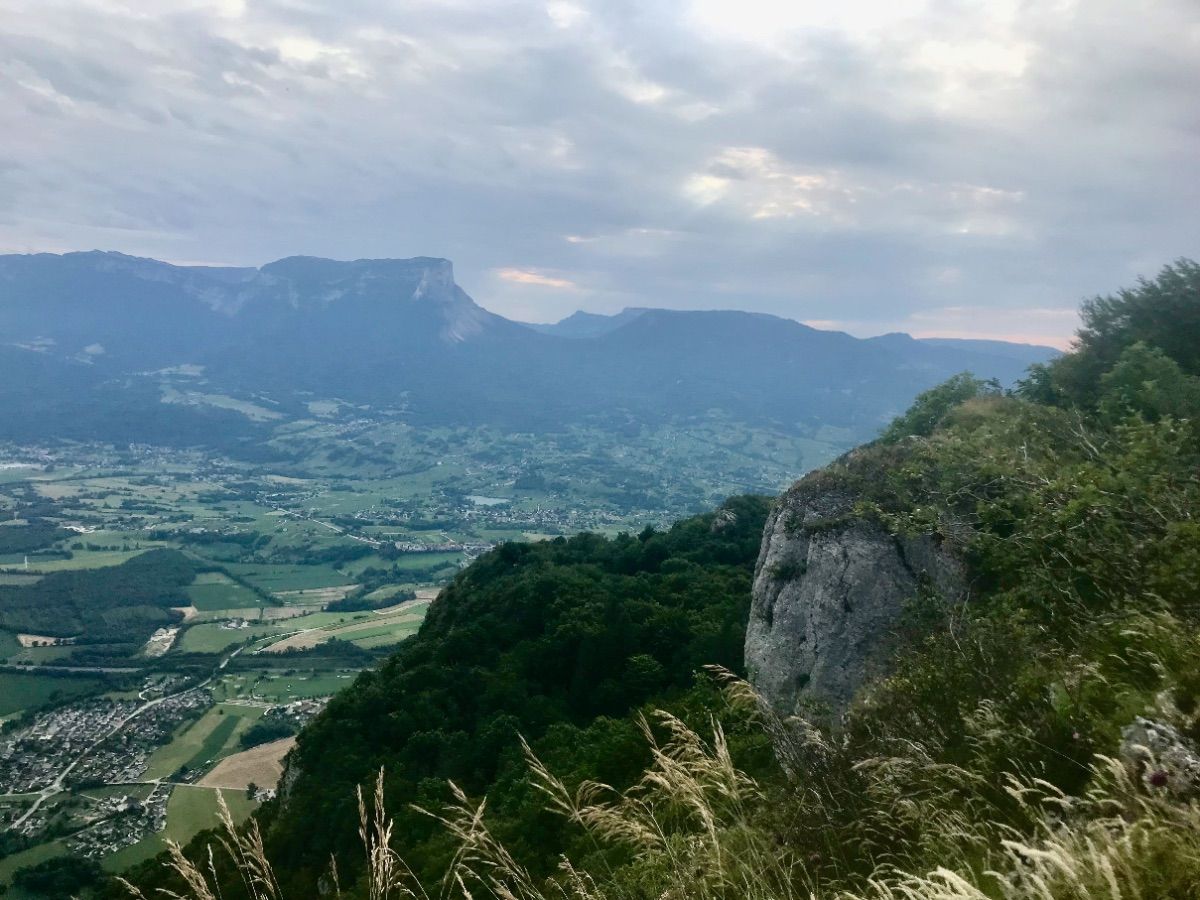 Dans la traversée du Tapin, vers la Cluse de Chambéry et le Granier