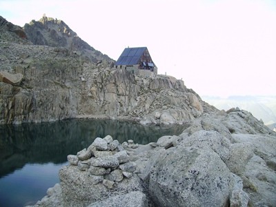 La cabane d'Orny (2811m) : point culminant du tour.
