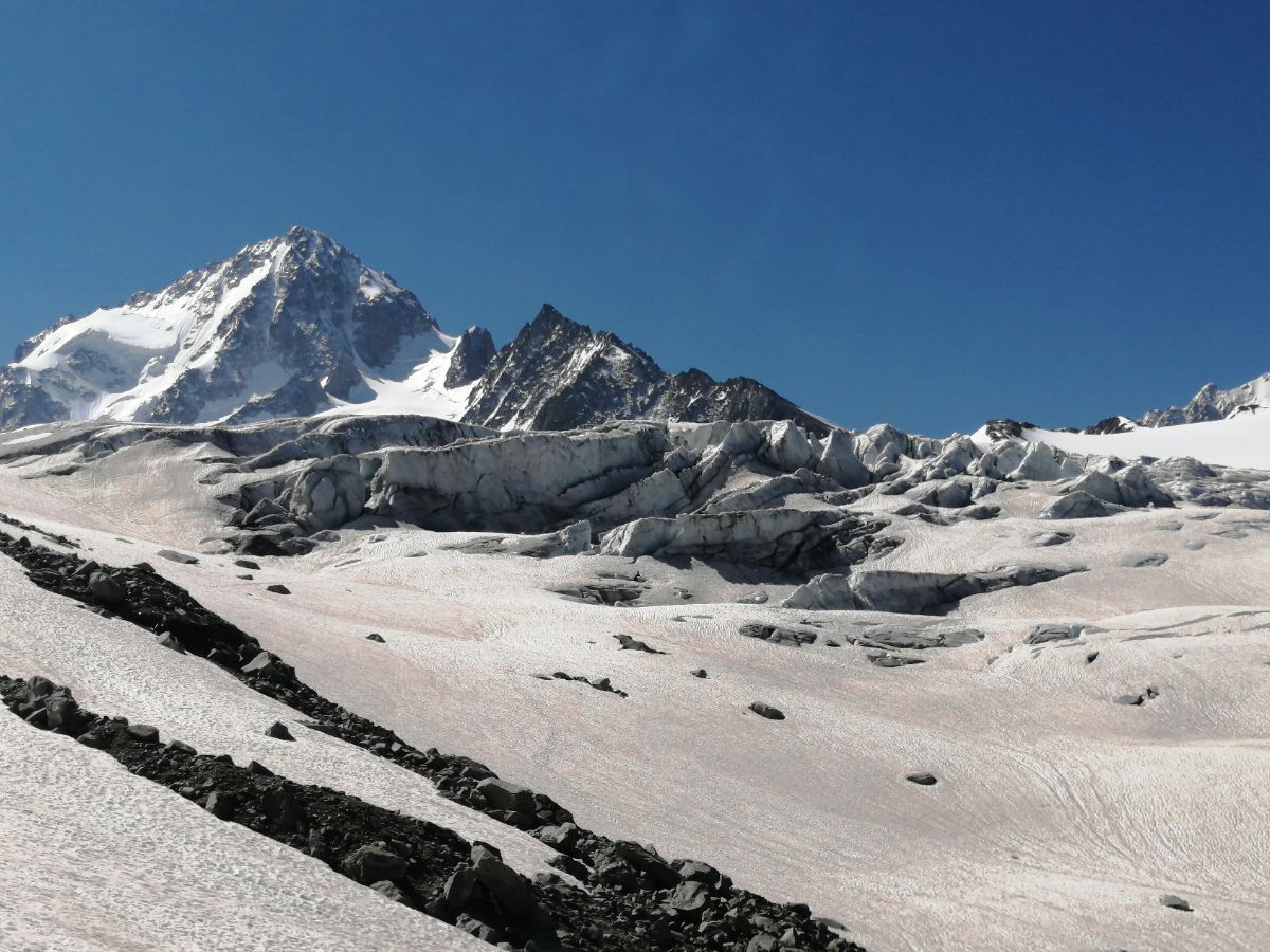 Glacier du Tour et Aiguille du Chardonnet