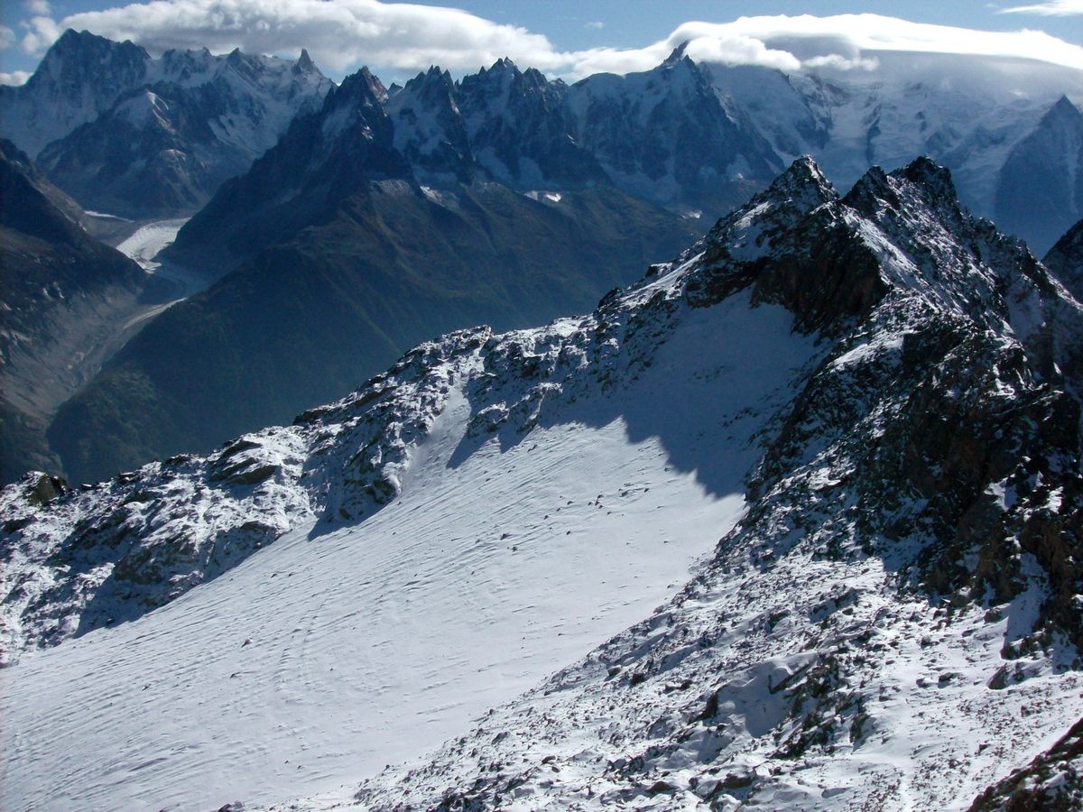 Belle vue sur le massif du Mont Blanc et la Mer de Glace.