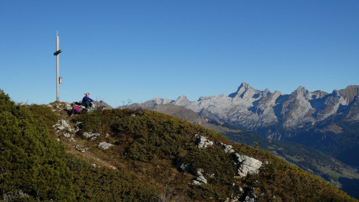 Du sommet, très belle vue sur les Aravis.