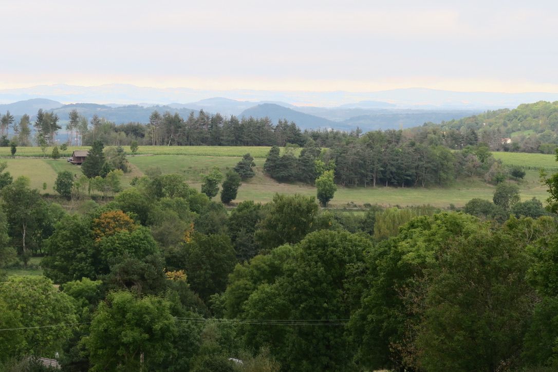 Plaines, Sucs et Monts...regard vers le Sud-Ouest