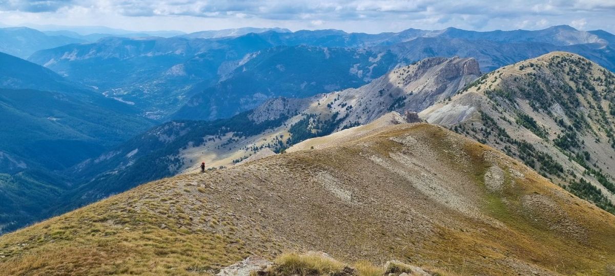 En direction de la Tête de Valplane 