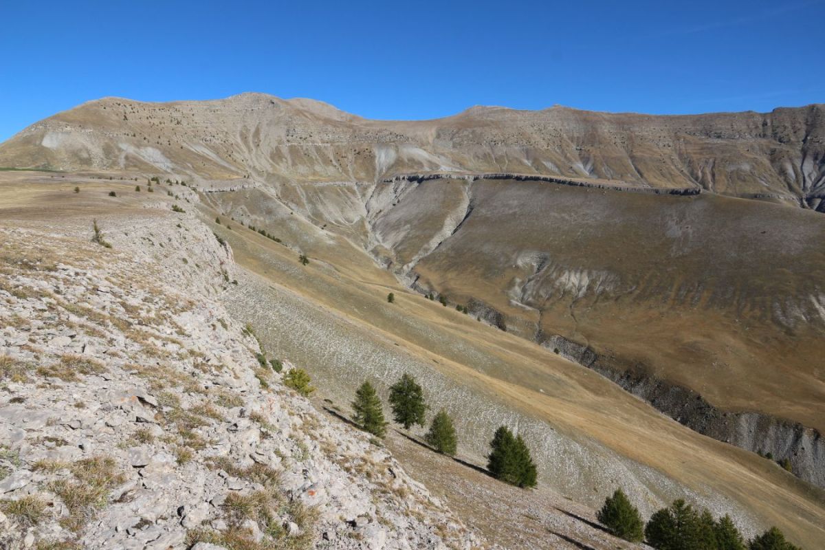 Le Grand Coyer (2693m) par Peyresq, le Plan des Mouches et la Baisse du ...