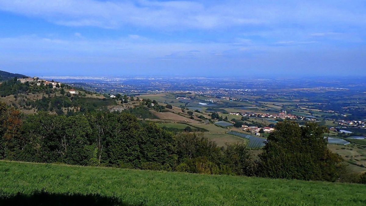 De G à D : Riverie, Lyon et Saint-Didier