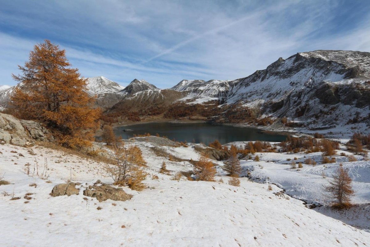 À la descente sur le lac d'Allos...