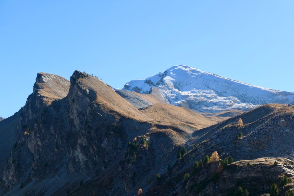 Le Pas de la Reine, la Tête de la Favière et l'ancien poste optique