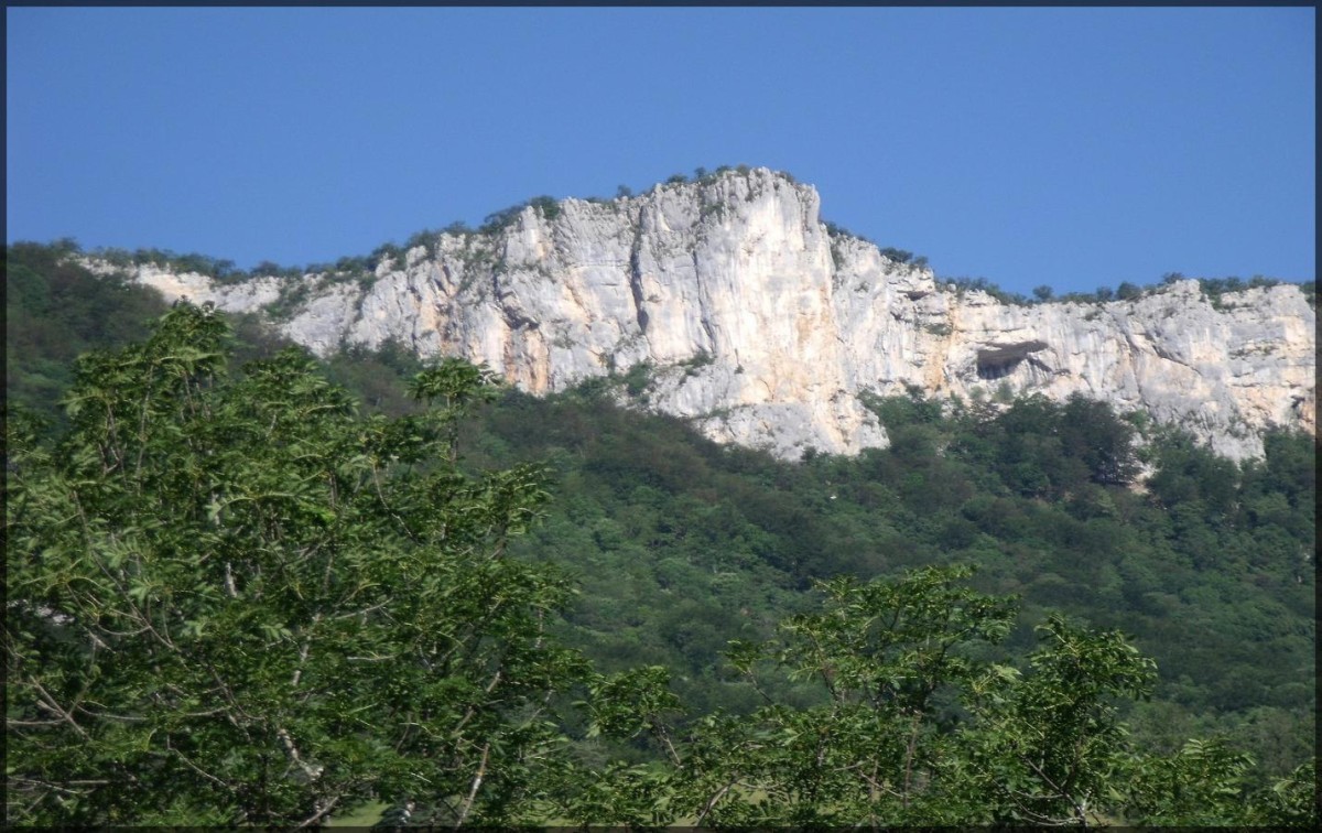 Le Rocher des Mines du hameau Audemas.