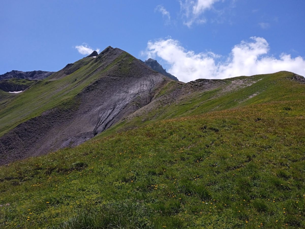 Splendide ligne de crête pour rallier le sommet !