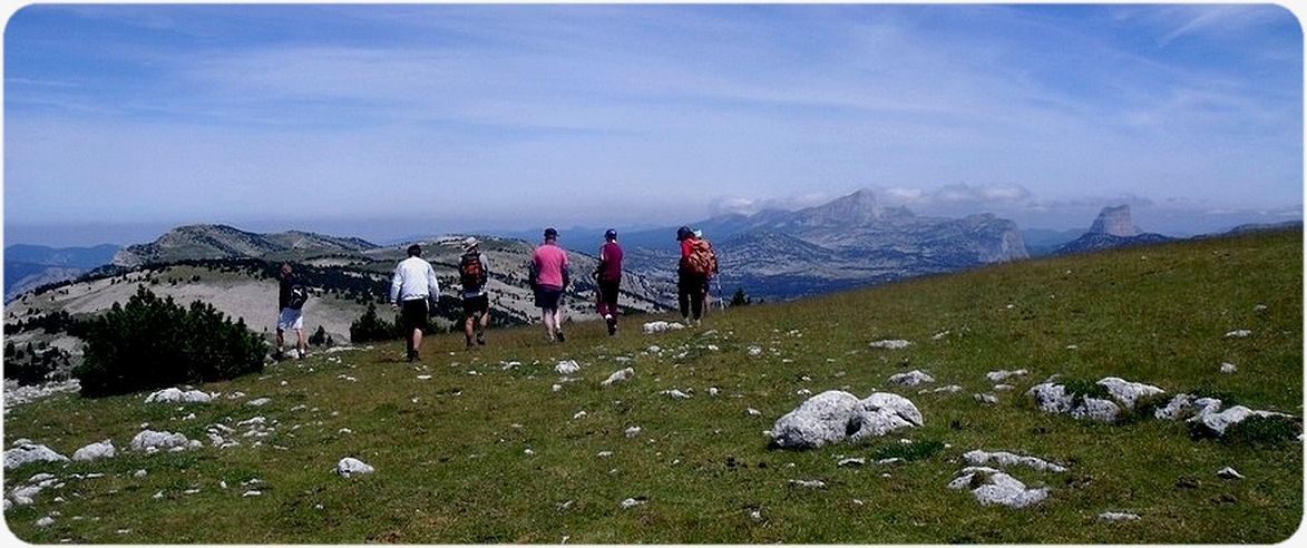 Du sommet, vue vers le nord sur le Grand Veymont.