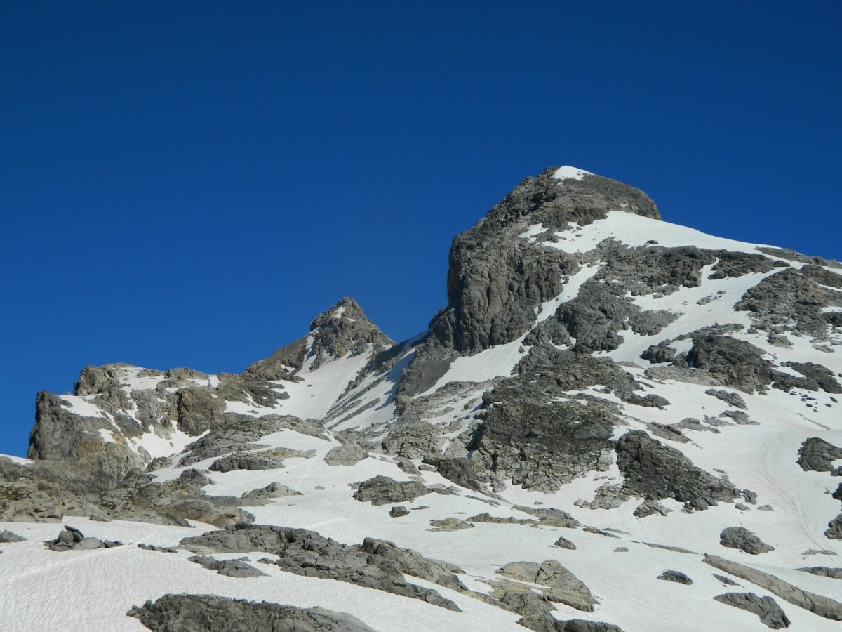 Les deux sommets du Grand Galibier.