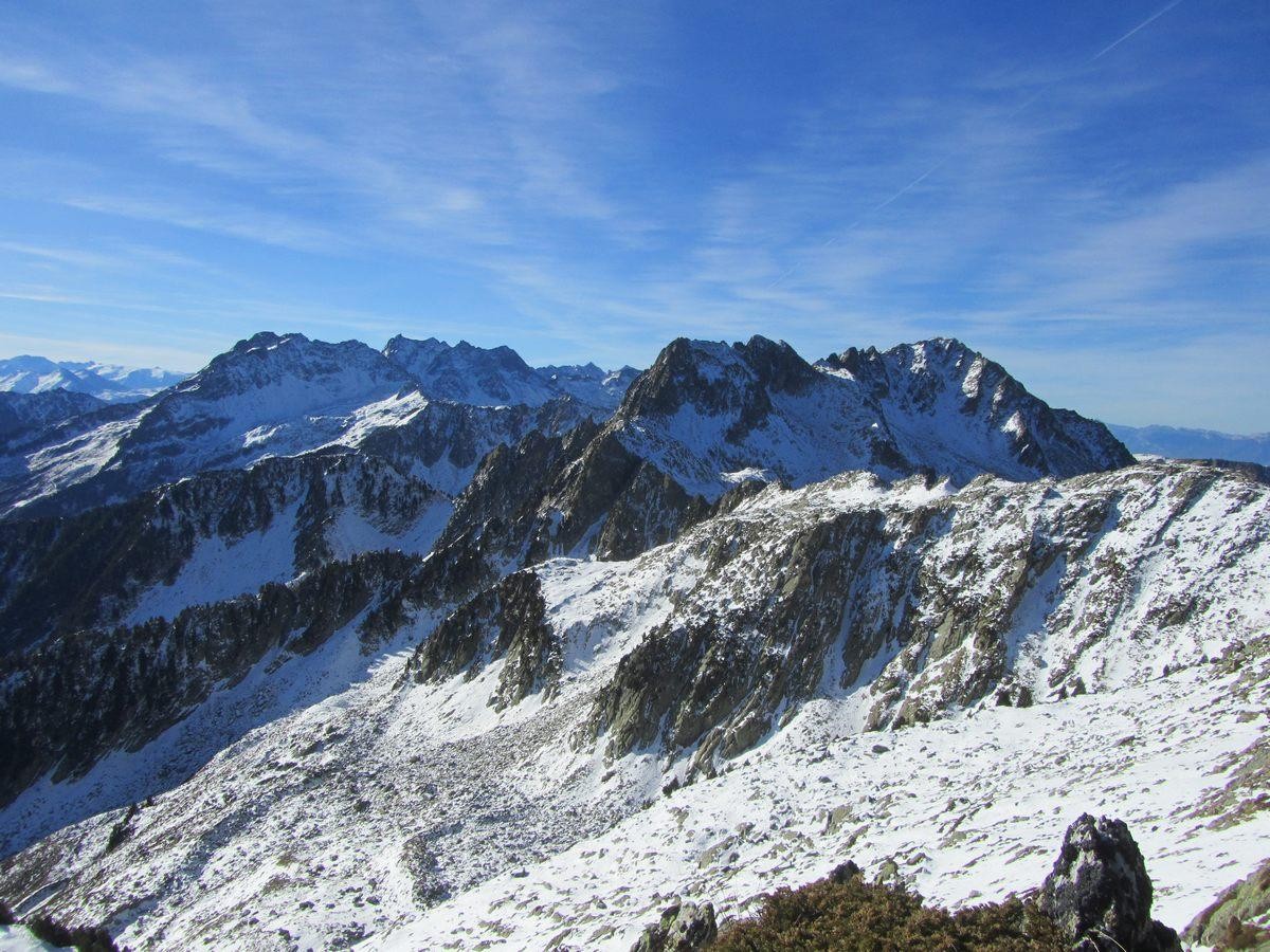 Les sommets du nord du massif de Belledonne.