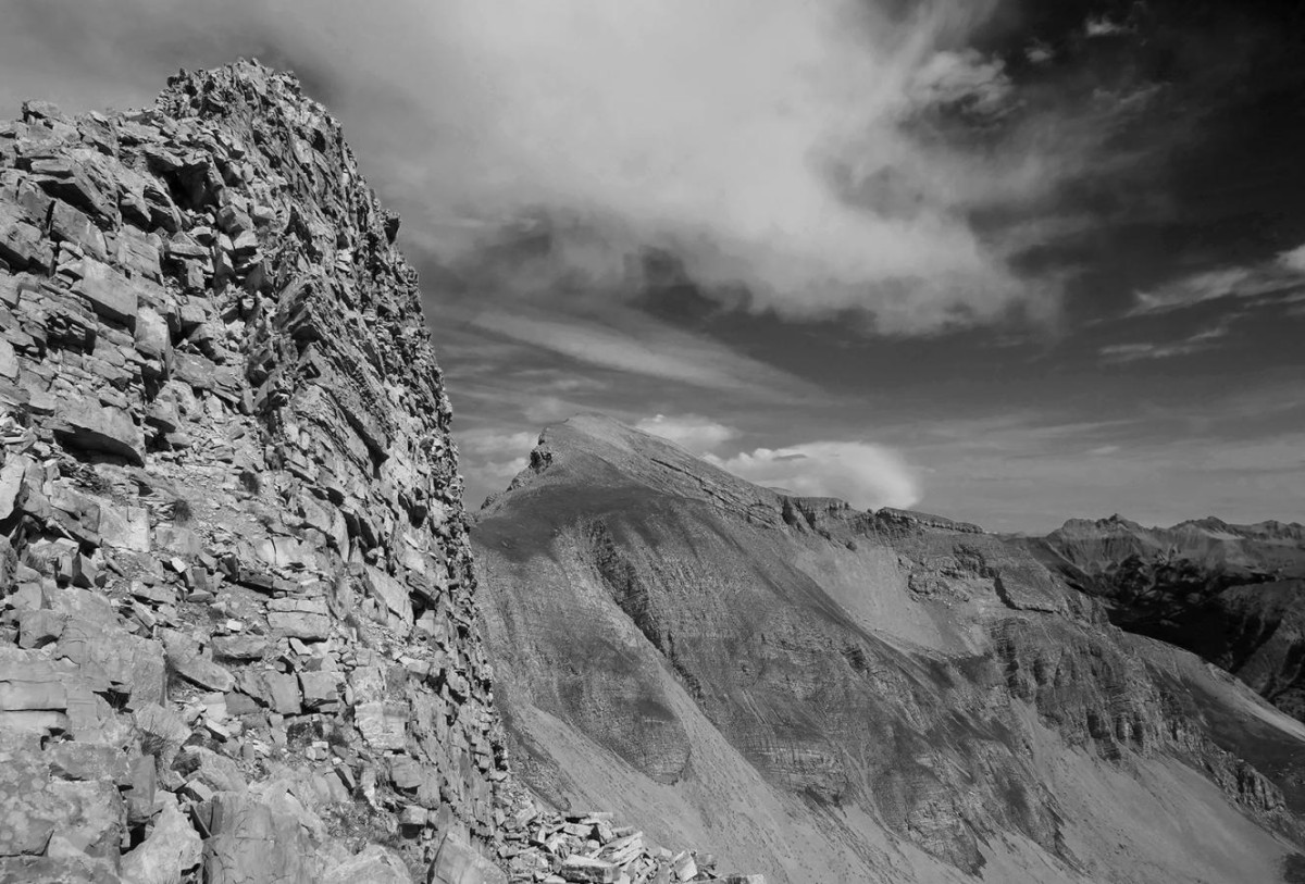 La magnifique crête de Roche Close, vue du Col des Têtes