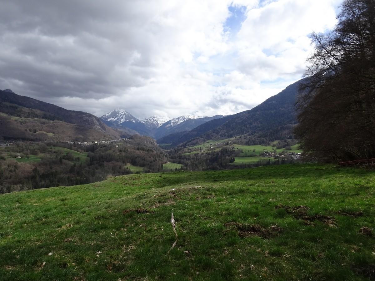 La vallée du Chéran vue du Villaret