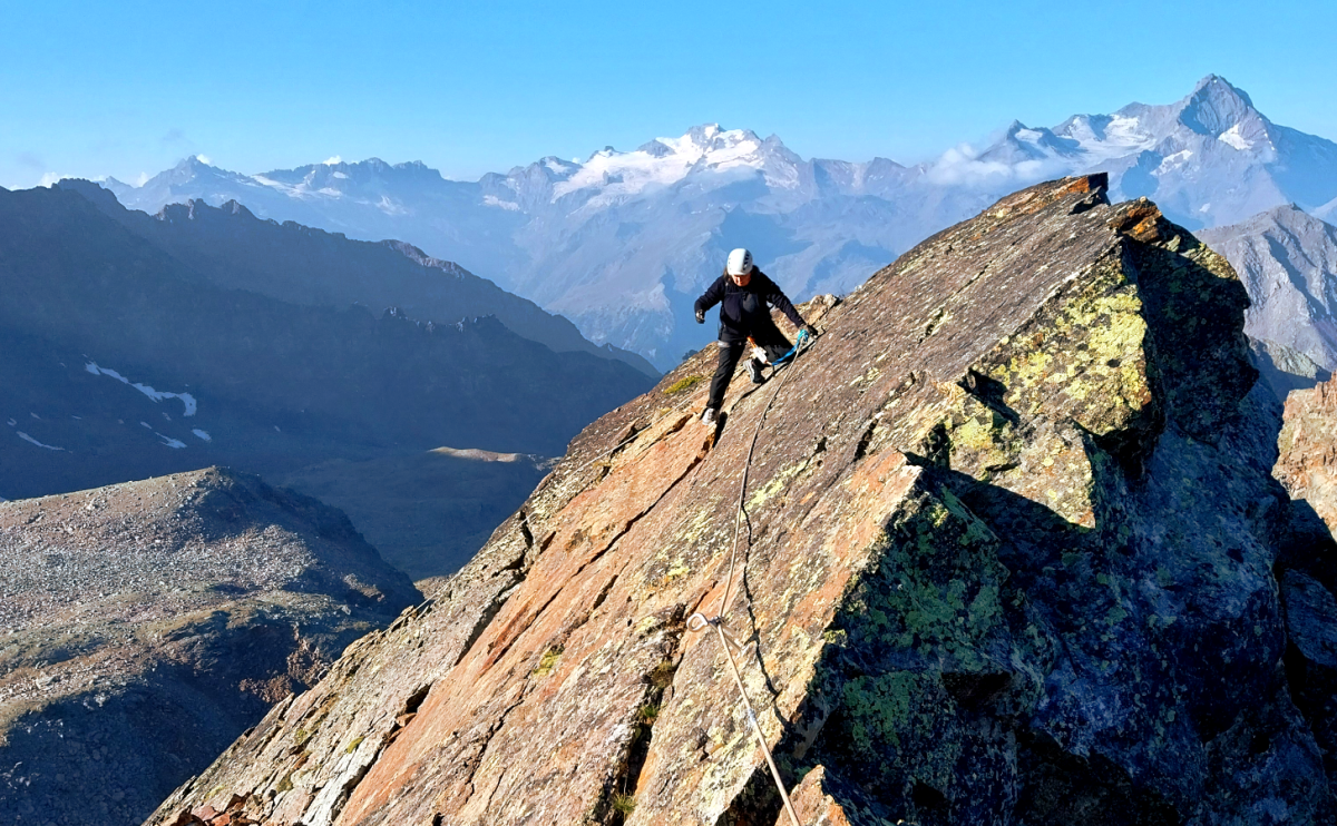 La plus haute Via Ferrata d'Europe mène au sommet du Monte Emilius (3559m)