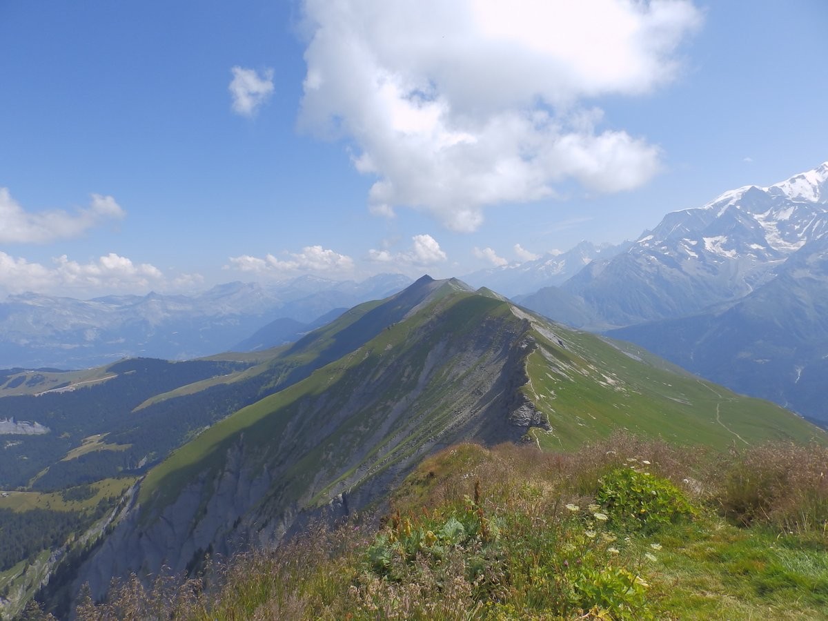 Le Mont Joly vu de l'Aiguille Croche
