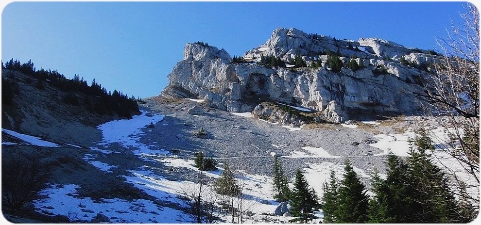 Le nord-ouest de la Crête des Crocs.