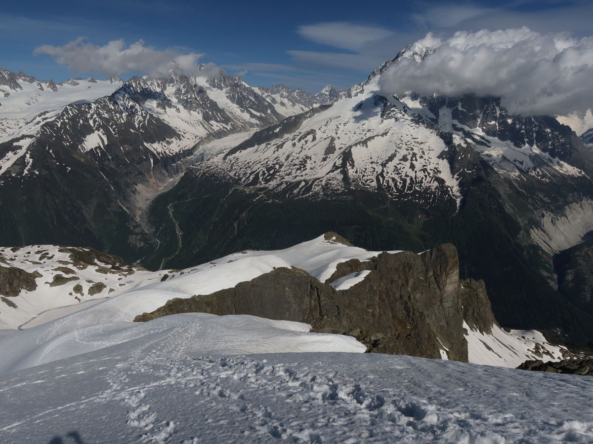 Tout au long du parcours, un panorama magistral sur le massif du Mont Blanc.