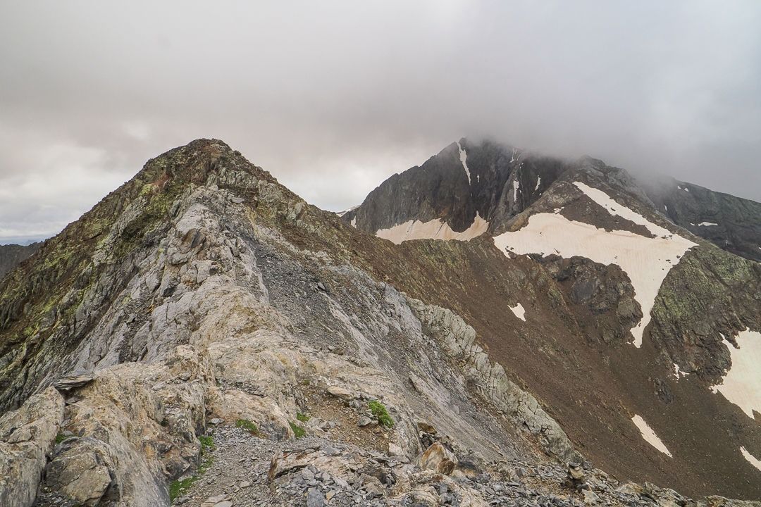 Pic des Vétérans 3129m et pic des Jumeaux 3167m