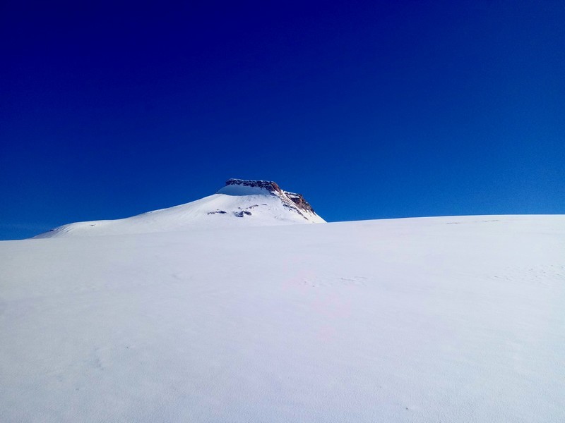 La magnifique silhouette de l'Albaron depuis la calotte glaciaire !