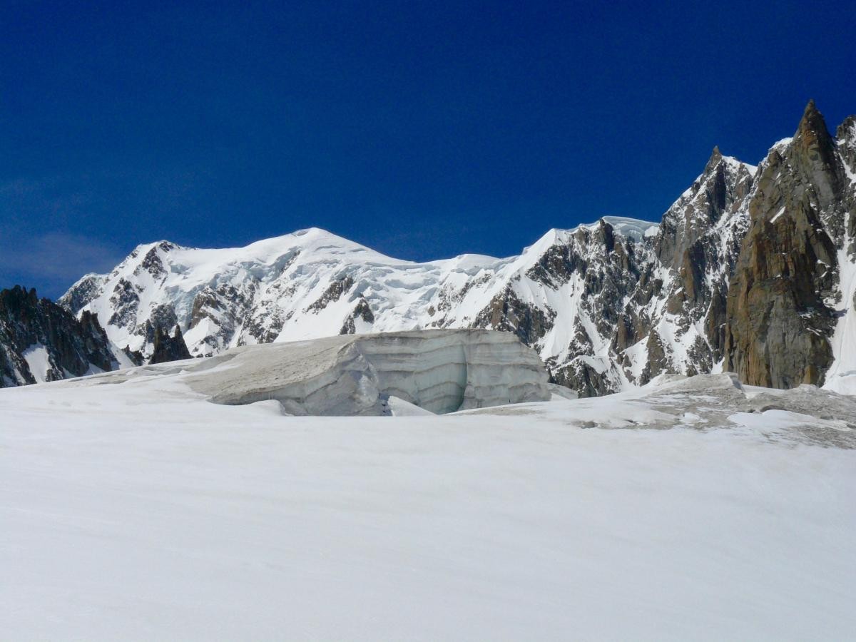 Vue sur le Mont Blanc et le Mont Maudit
