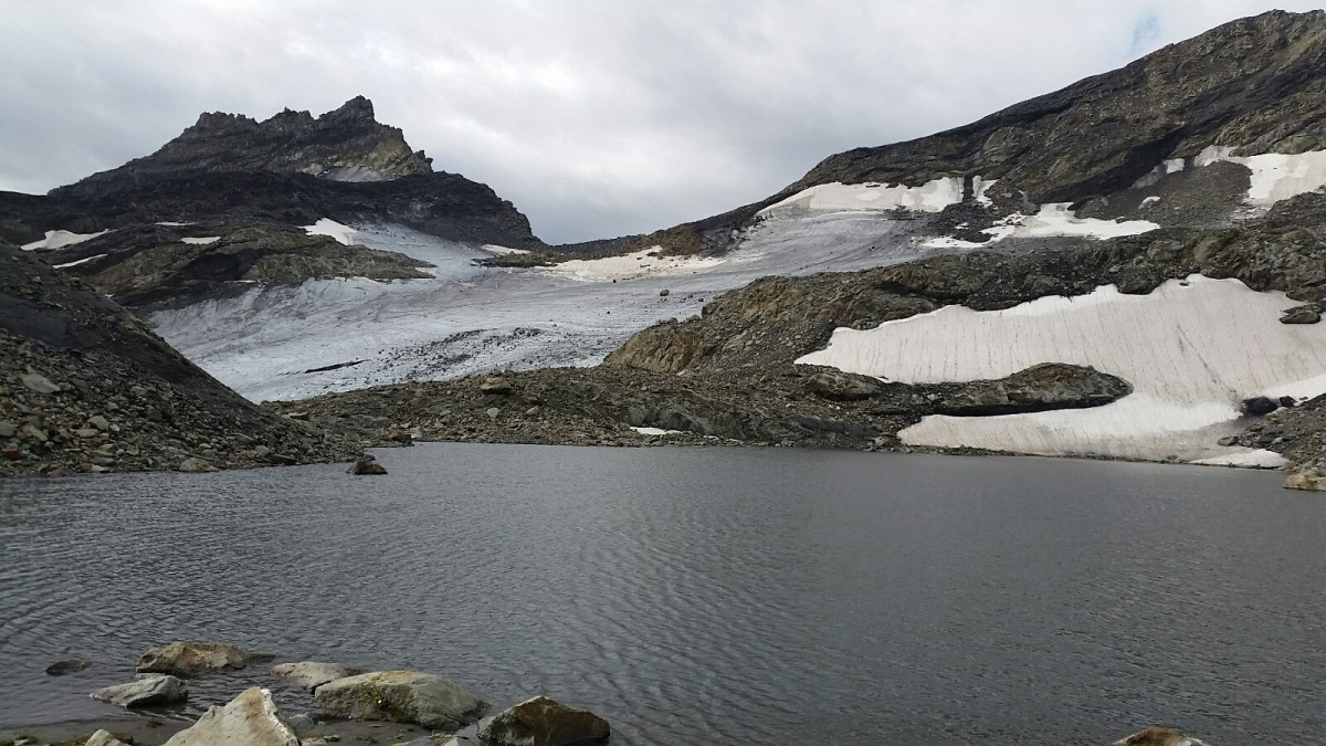 Pointe des Veis et glacier d'Argueley