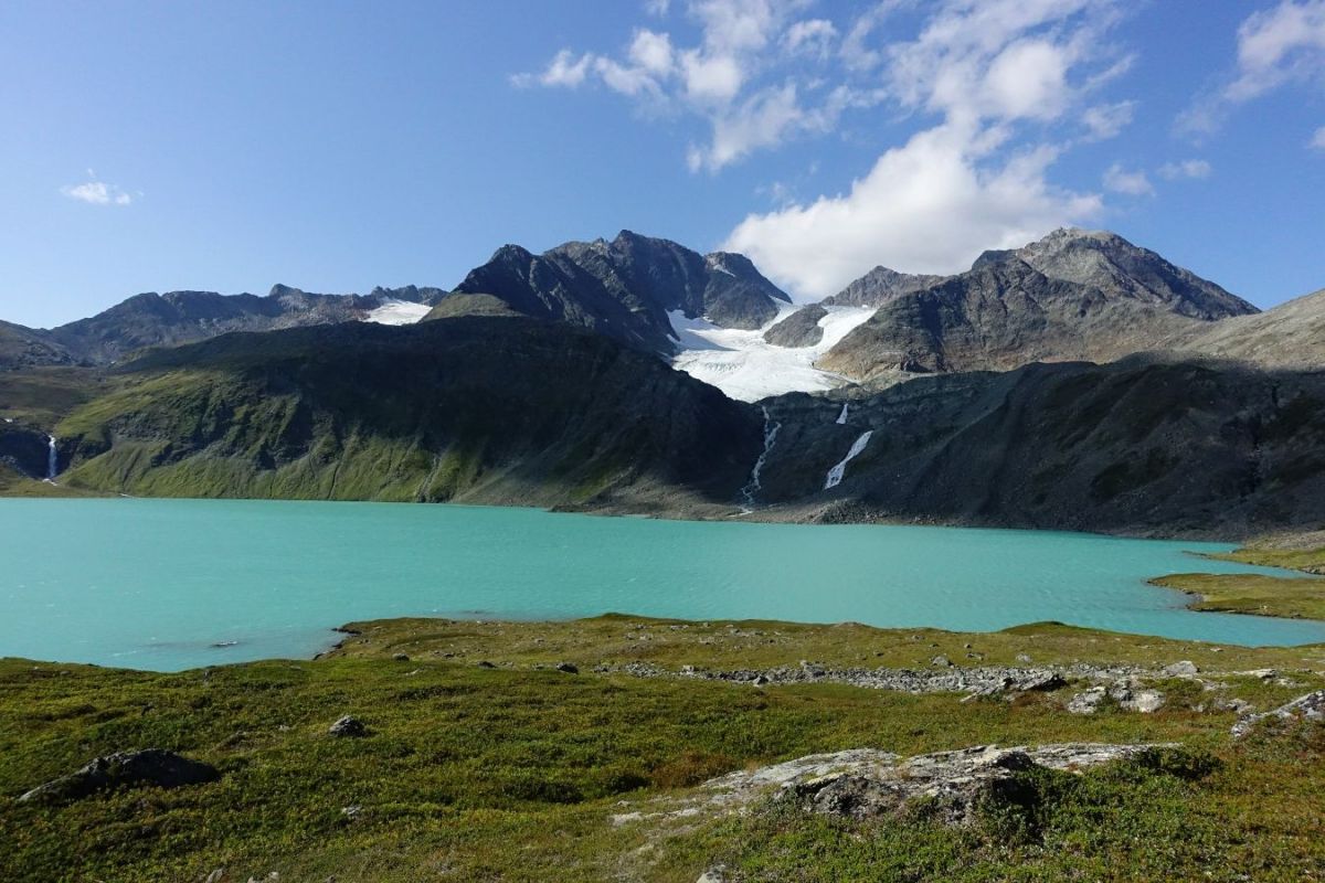 Un des jolis lacs sur la traversée