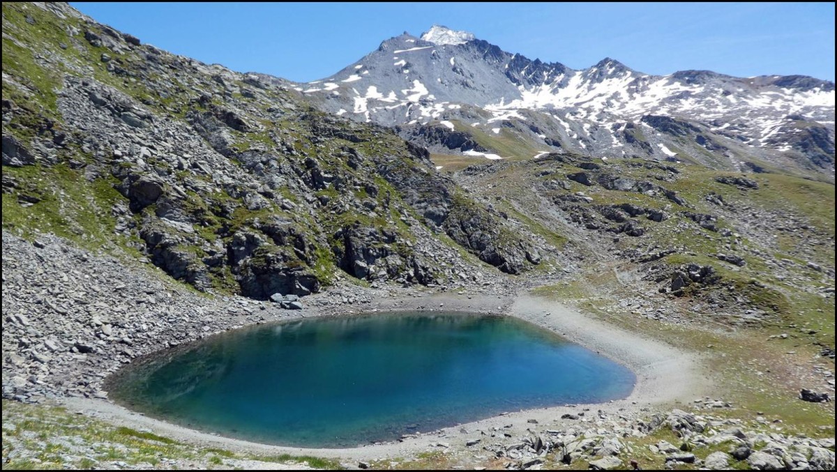 Itinéraire de randonnée : Le Lac des Pierres Blanches au départ de