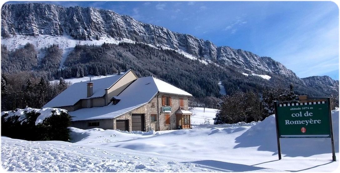 Du Col de Romeyère, la Roche de Méaudre.