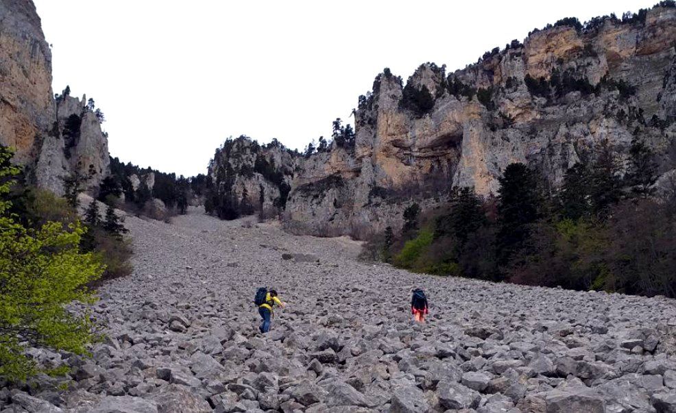 Long effort pour remonter le pierrier de la Combe de Veyranche.