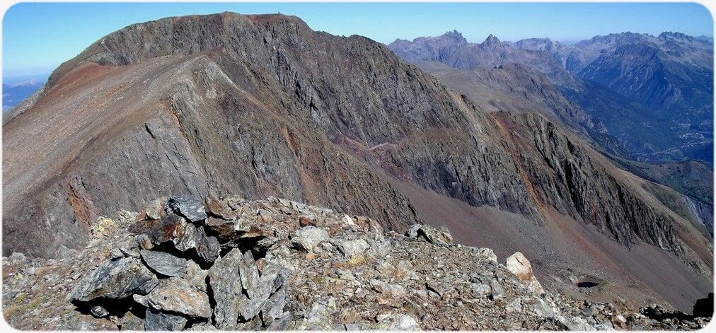 La Pyramide de Côte Belle.