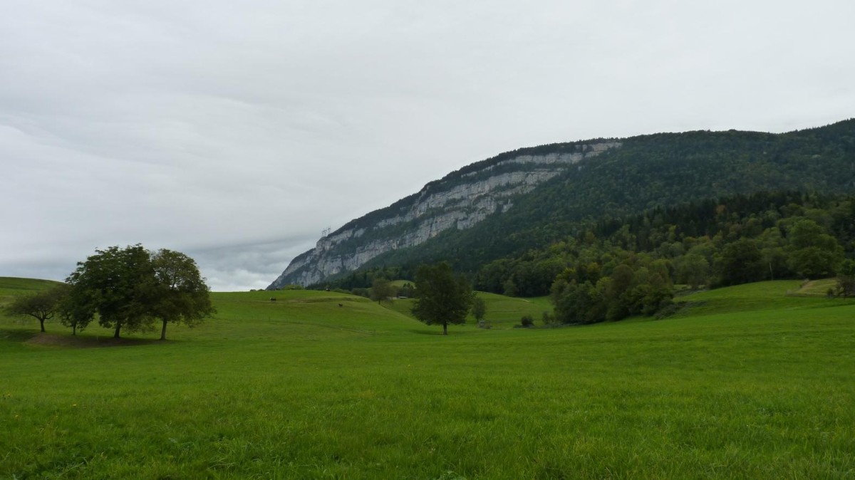 Le Mont Grelle ou Grêle depuis les abords d'Attignat-Oncin