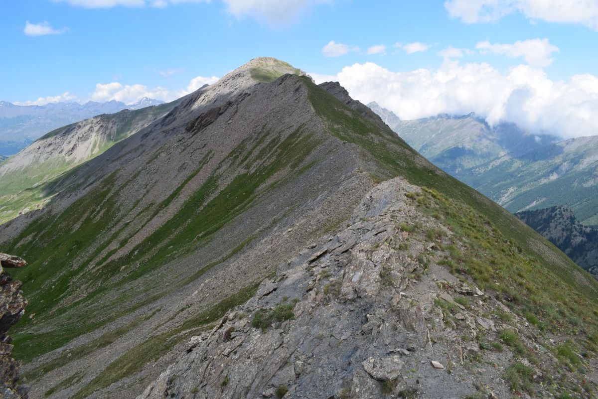 Sur la crête en direction du Sparveyre. (Photo Vannina)