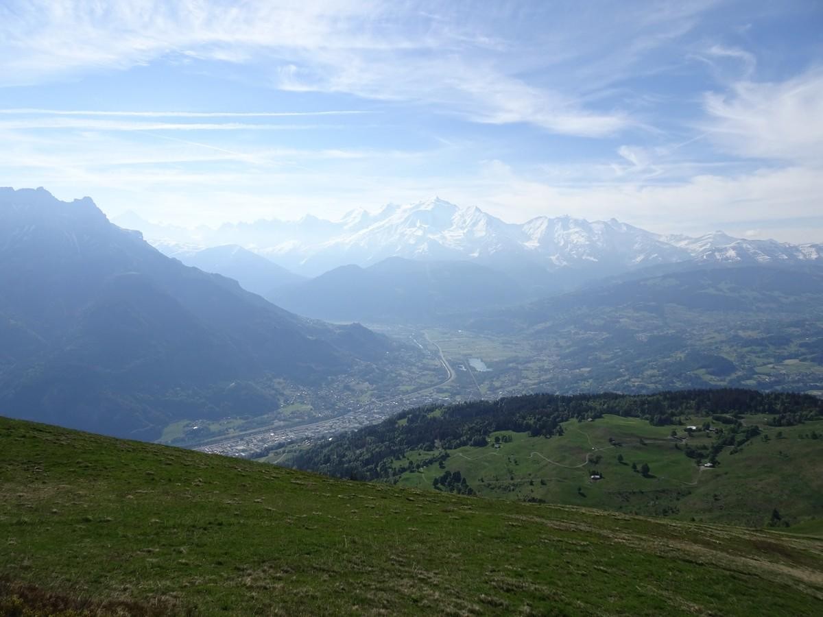 Arête des Saix : vue sur le Mont Blanc