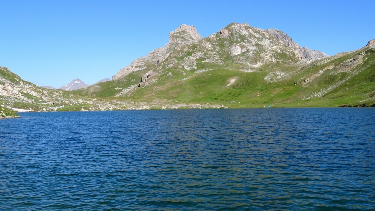 Lac Rond, pic de l'Aigle et pointe de la Plagnette.