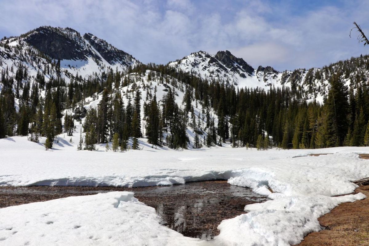 Hoffer Lake Trail