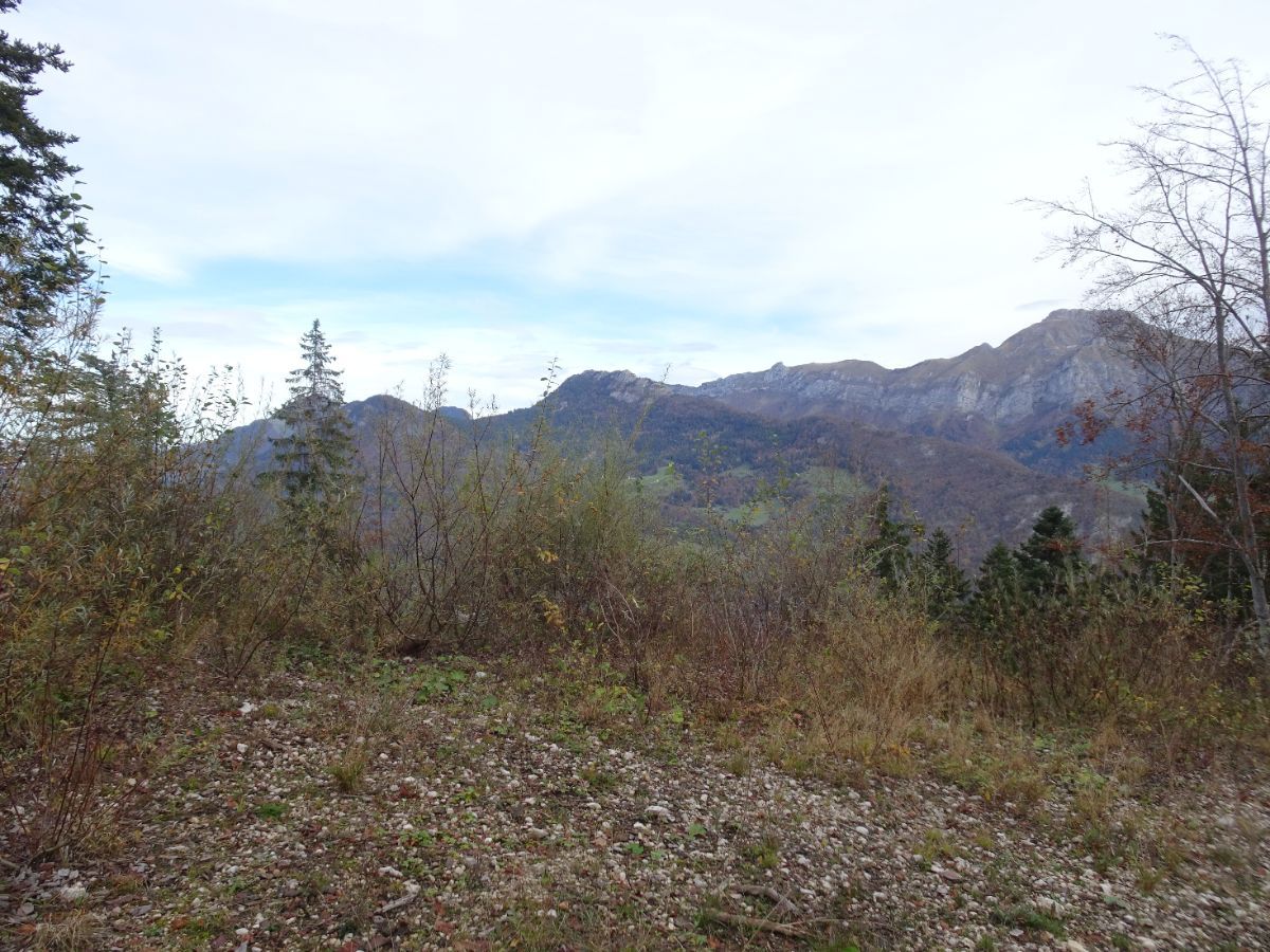 Le Trélod vu de la piste de Montlardier