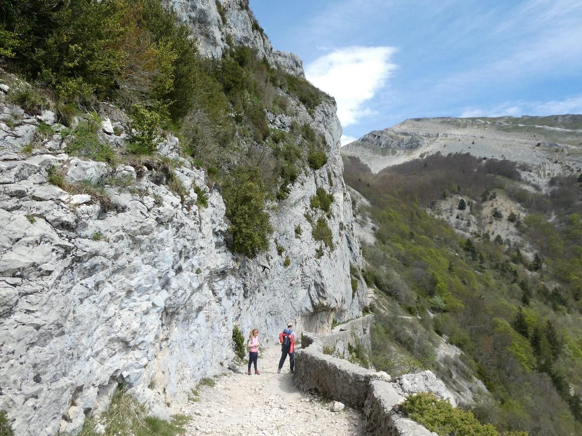 La rampe et le But de Nève.