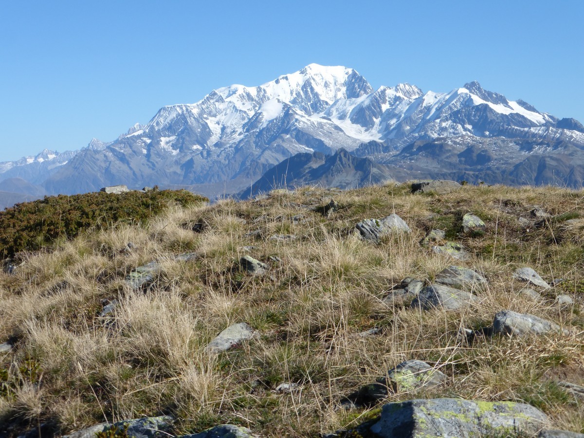 Sommet : vue sur le Mont Blanc